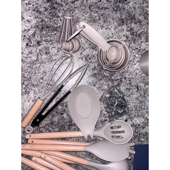 33 pcs Non-Stick Silicone Cooking Kitchen Utensils Spatula Set with Holder - Picture 5 of 16